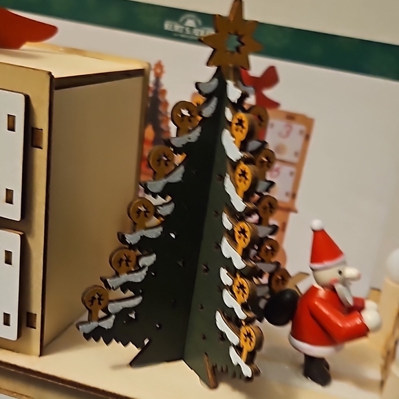 Kurt S. Adler Lighted Wooden Santa & Sleigh Advent Calendar Brand New - Picture 7 of 10